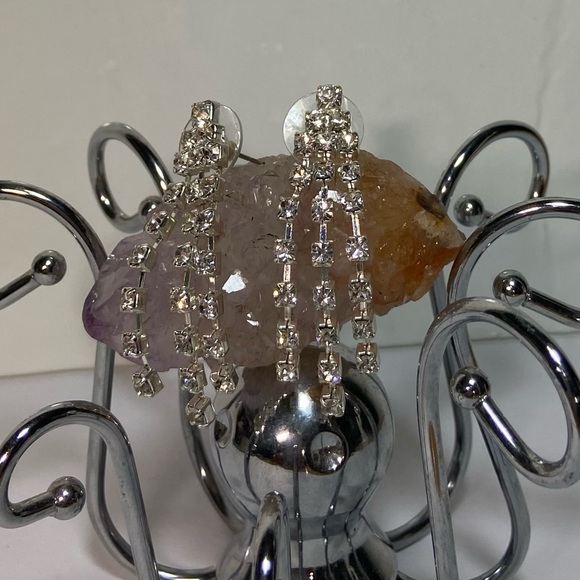 Chandelier crystal silver tone drop women earrings. Used - Picture 4 of 5